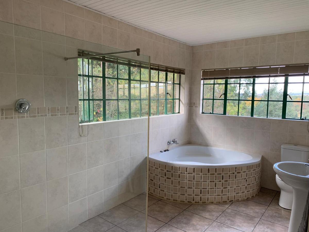 Appartamento Brackenburn Trout And Trail Retreat Elandskop Esterno foto