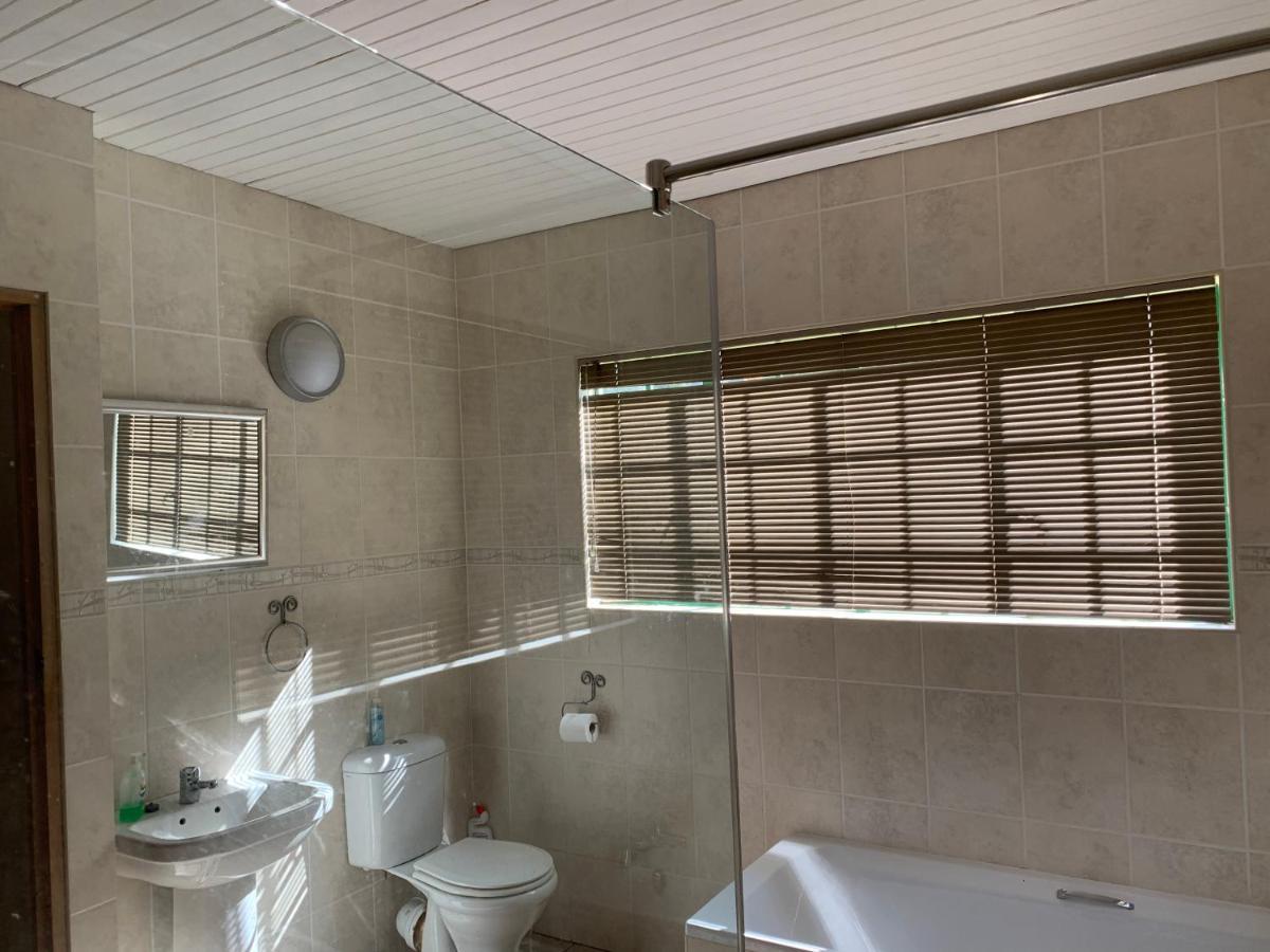 Appartamento Brackenburn Trout And Trail Retreat Elandskop Esterno foto