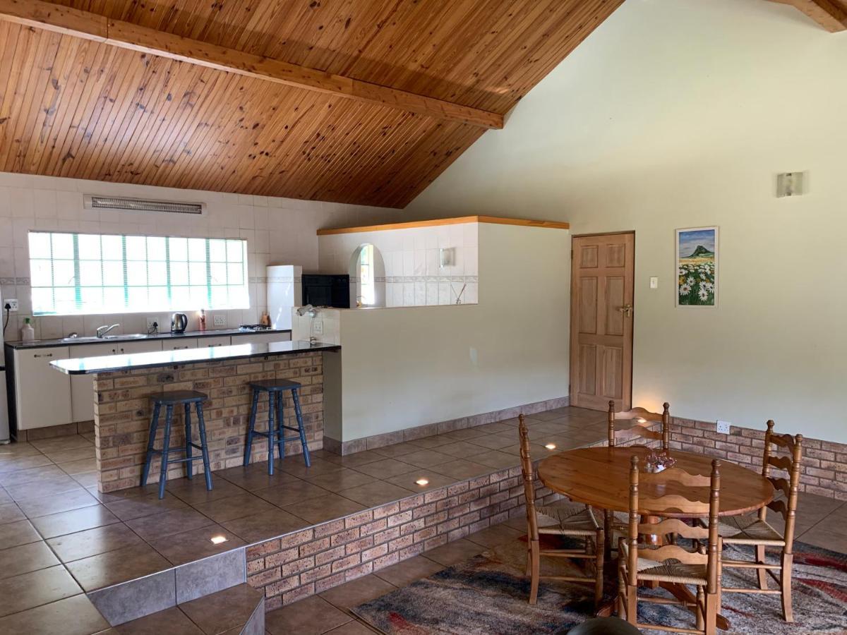 Appartamento Brackenburn Trout And Trail Retreat Elandskop Esterno foto