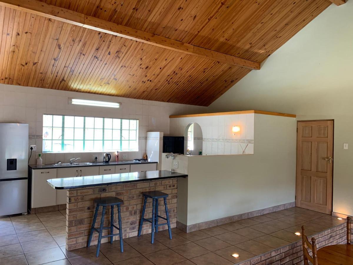 Appartamento Brackenburn Trout And Trail Retreat Elandskop Esterno foto